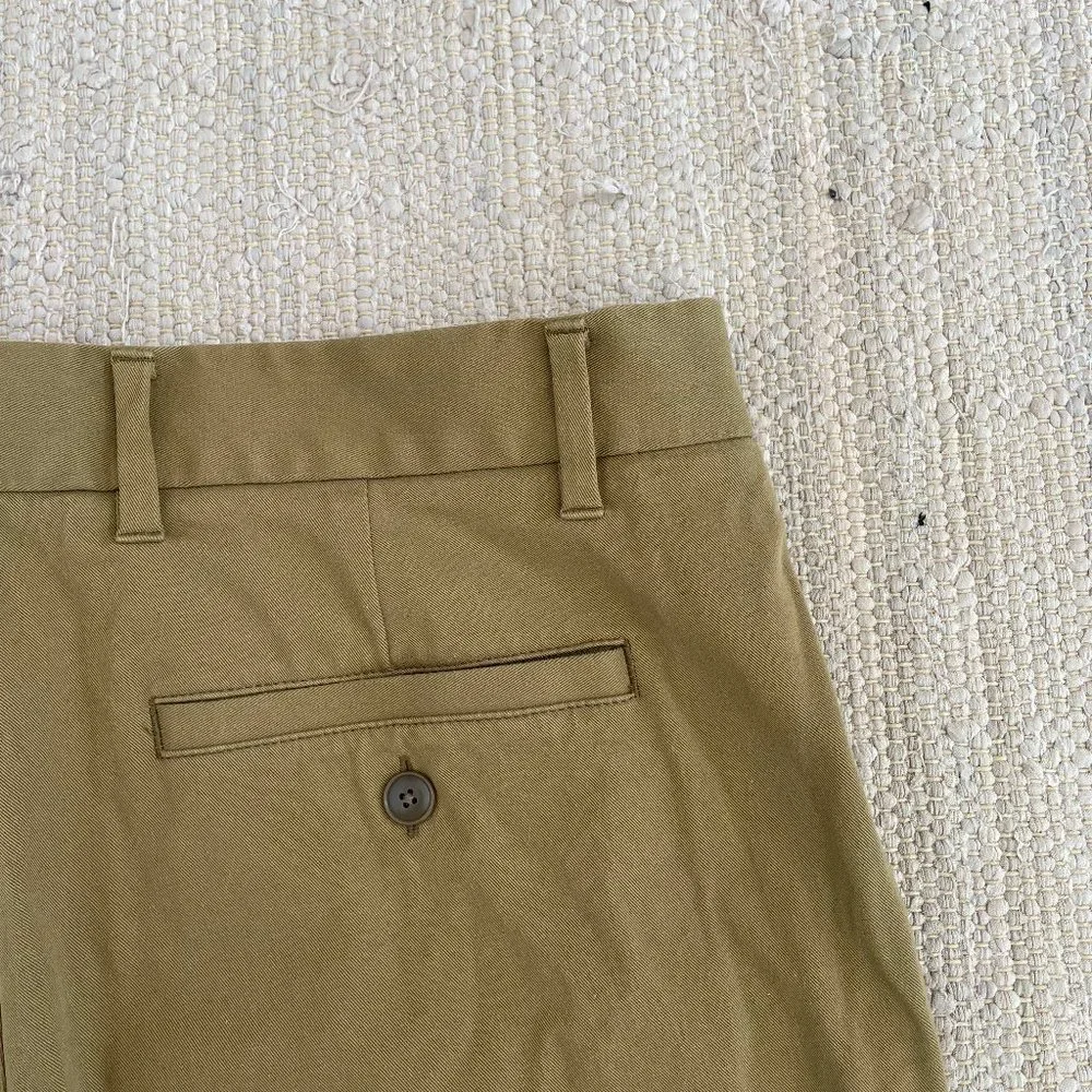 Everlane Men's - The 7" Slim Fit Performance Chino Short - 31" - Picture 7 of 7